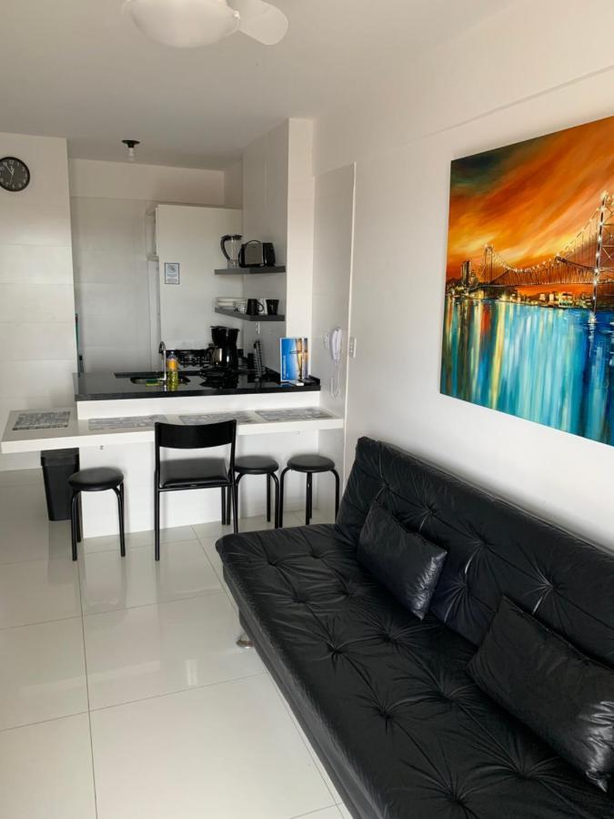 Apartamento Com Vista Do Mar Em Residencial Com Piscina Florianópolis 外观 照片